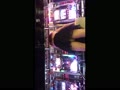 パチンコレディー　パンティー食い込んで染みになってるの沢山の人に覗かれてました